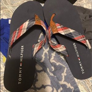 Ladies Tommy Hilfiger flip flops